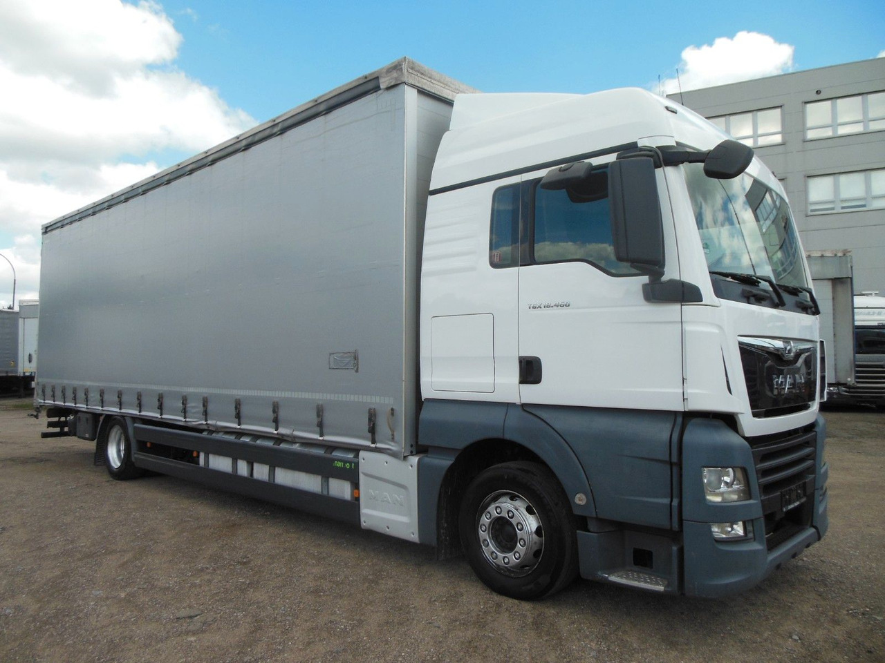 MAN TGX 18.460, XLX, VOLL LUFT, PRITSCHE 9,2M, TOP!! - Plane LKW: das Bild 2 MAN TGX 18.460, XLX, VOLL LUFT, PRITSCHE 9,2M, TOP!! - Plane LKW: das Bild 2
