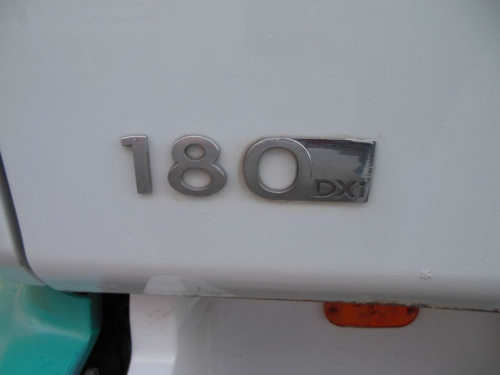 Renault MIDLUM DXI 180.08 Renault MIDLUM DXI 180.08 - Pritsche Transporter: das Bild 5 Renault MIDLUM DXI 180.08 Renault MIDLUM DXI 180.08 - Pritsche Transporter: das Bild 5