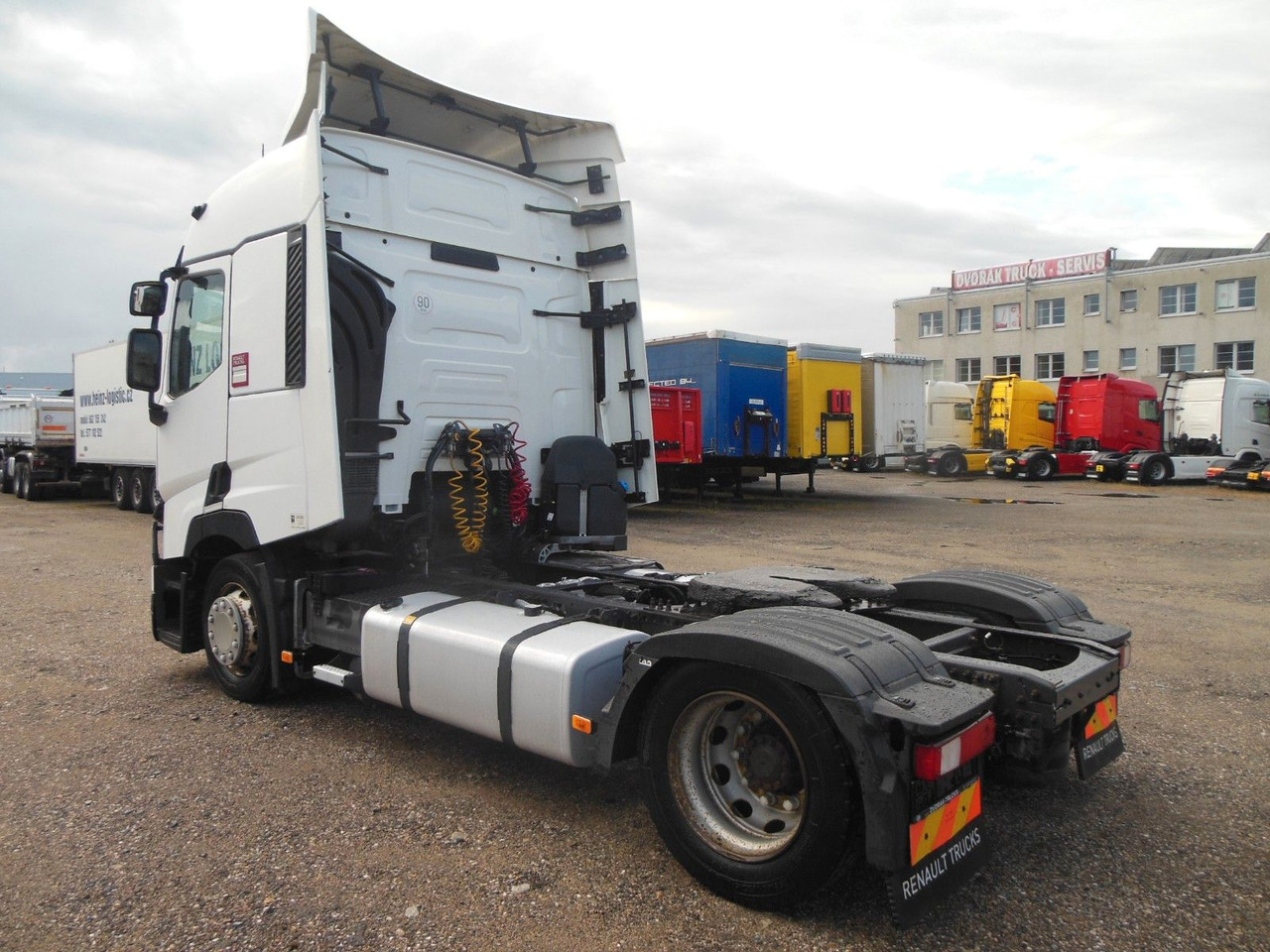 Renault T 480, LOWDECK, NEUE TACHO SMART 2 - Sattelzugmaschine: das Bild 4 Renault T 480, LOWDECK, NEUE TACHO SMART 2 - Sattelzugmaschine: das Bild 4
