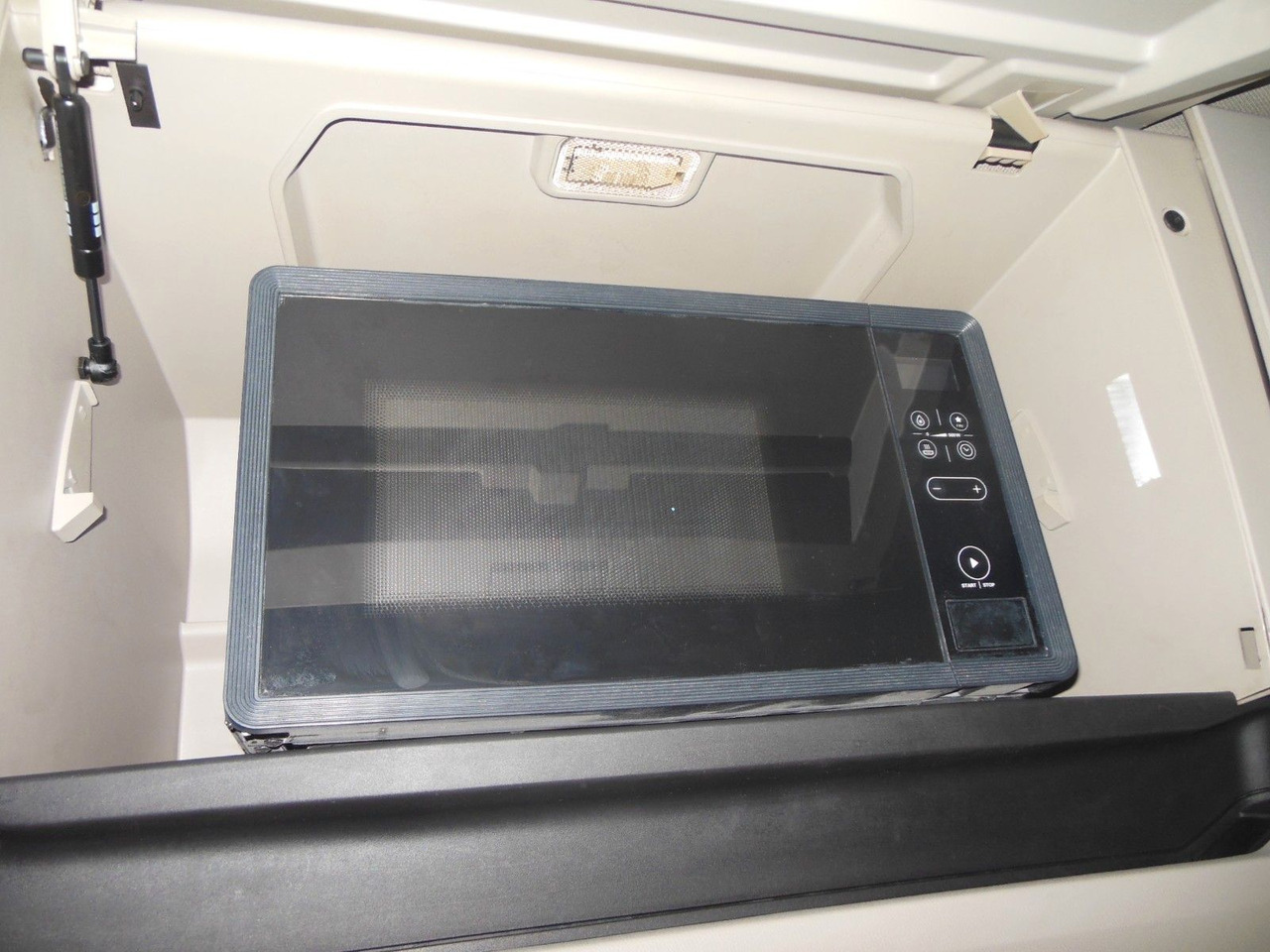 Sattelzugmaschine Scania R 410, STANDART, RETARDER, STANDKLIMA, TOP!!!: das Bild 16