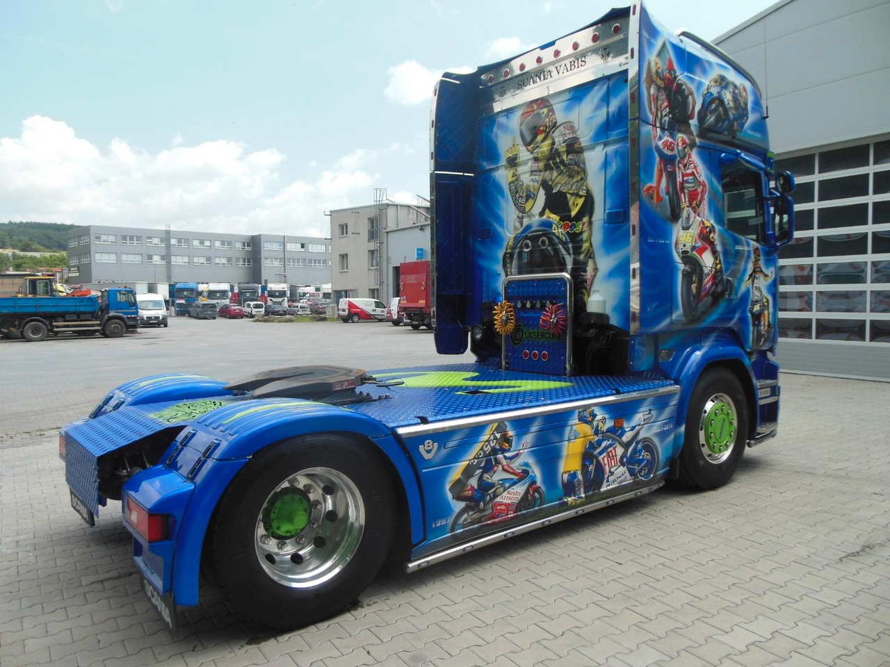 Scania R520, V8, ROSSI, LEDER, TOP!!! Scania R520, V8, ROSSI, LEDER, TOP!!! - Sattelzugmaschine: das Bild 3 Scania R520, V8, ROSSI, LEDER, TOP!!! Scania R520, V8, ROSSI, LEDER, TOP!!! - Sattelzugmaschine: das Bild 3