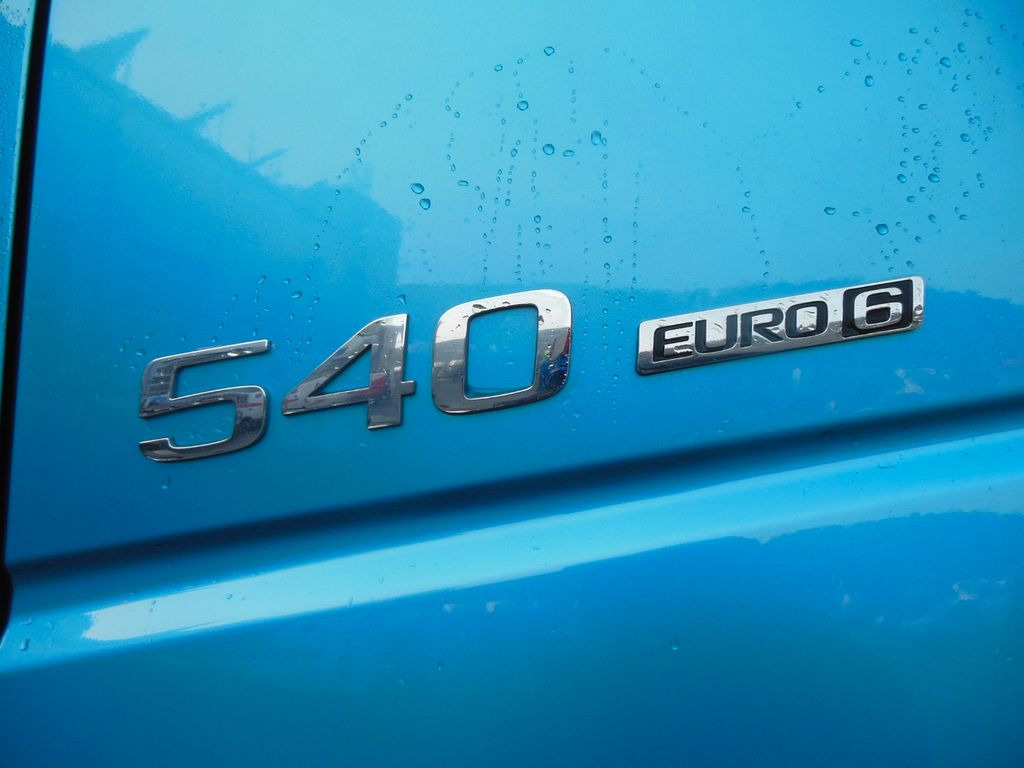 Volvo FH 13/540, KIPPHYDRAULIK, 3 STÜCKS!!! Volvo FH 13/540, KIPPHYDRAULIK - Sattelzugmaschine: das Bild 5 Volvo FH 13/540, KIPPHYDRAULIK, 3 STÜCKS!!! Volvo FH 13/540, KIPPHYDRAULIK - Sattelzugmaschine: das Bild 5