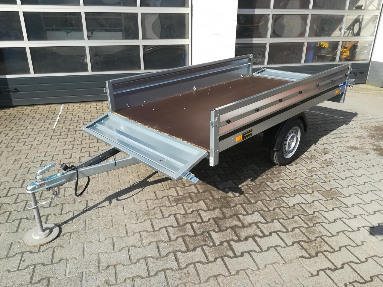 Brenderup 3251 SUB 750 250x142x35cm (S) 750kg - PKW Anhänger: das Bild 3 Brenderup 3251 SUB 750 250x142x35cm (S) 750kg - PKW Anhänger: das Bild 3
