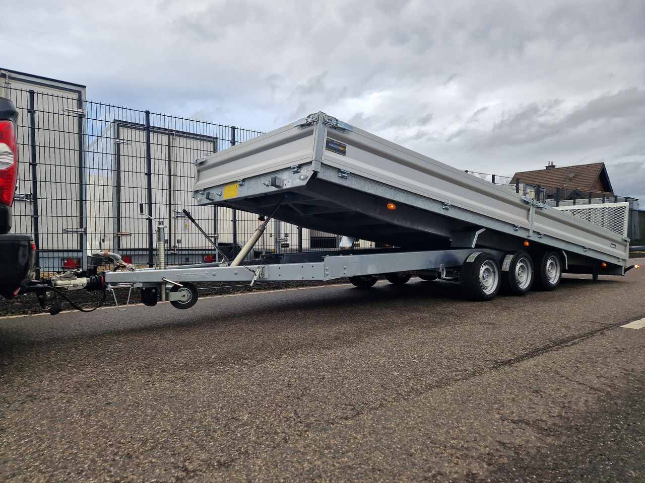 Variant Maschinentransporter 3563 UX Maxi Load 620x210x30cm LED Tridem Parabelfeder 3500kg Modell 24 - Baumaschinenanhänger: das Bild 1 Variant Maschinentransporter 3563 UX Maxi Load 620x210x30cm LED Tridem Parabelfeder 3500kg Modell 24 - Baumaschinenanhänger: das Bild 1