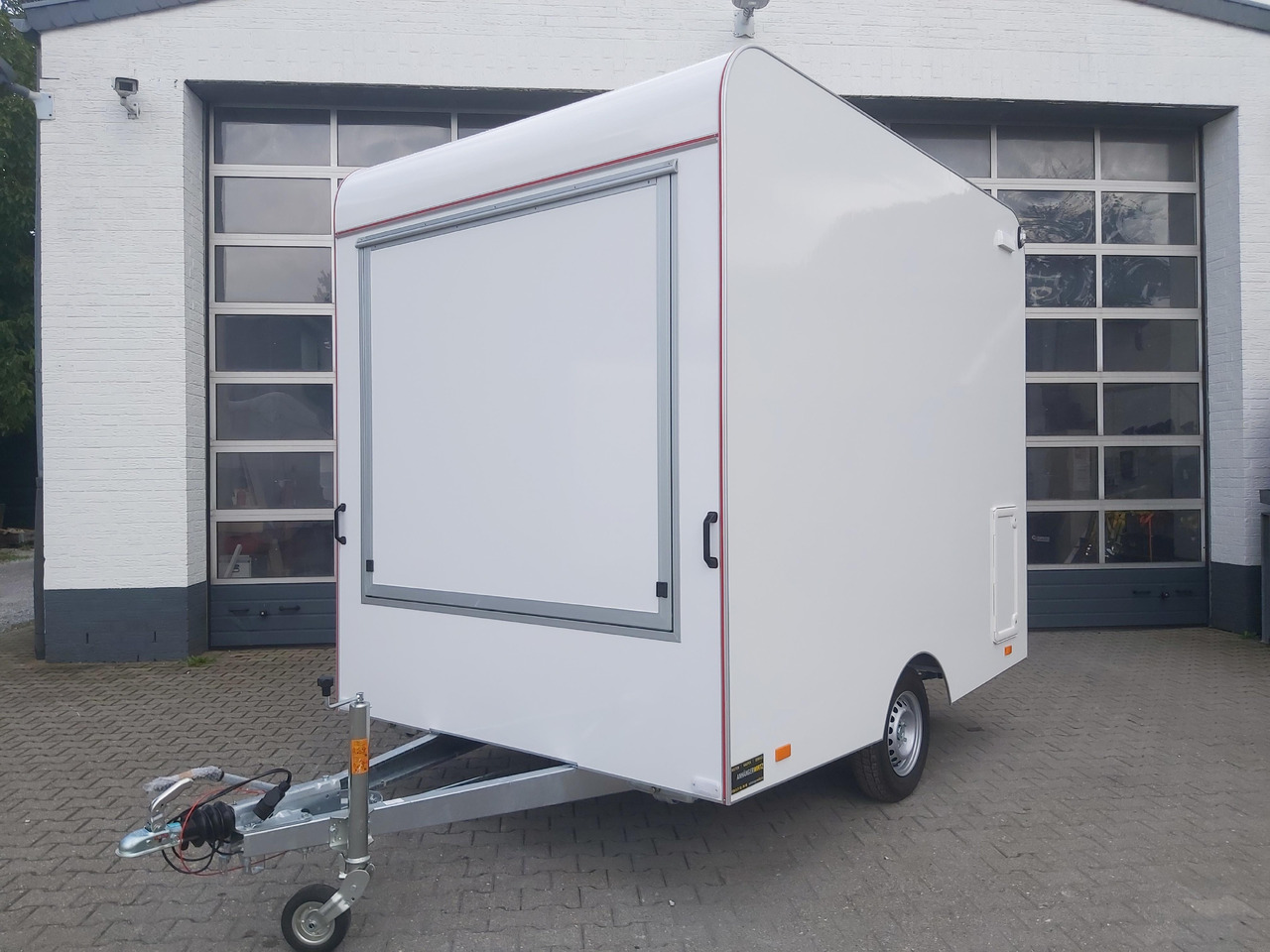 Verkaufsanhänger Verkaufsanhänger VK 302 200 aero retro 300cm 2 Verkaufsklappen Multi Theke 230V PVC Boden (M) 1300kg: das Bild 8