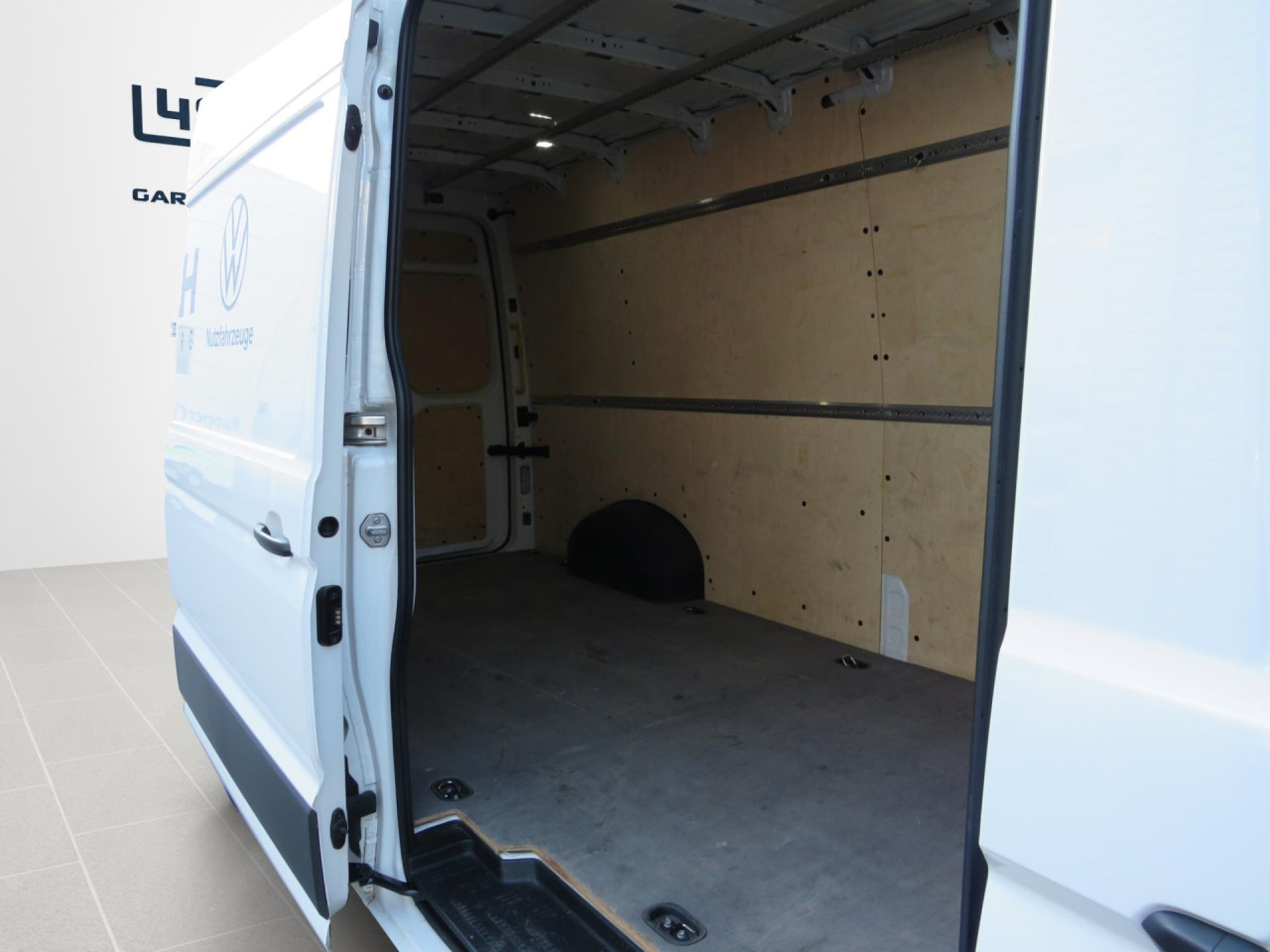 VOLKSWAGEN Crafter 35 L4H3 Kasten Klima AHK ZV - Kastenwagen: das Bild 5 VOLKSWAGEN Crafter 35 L4H3 Kasten Klima AHK ZV - Kastenwagen: das Bild 5