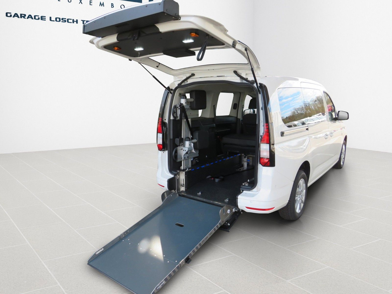 Volkswagen Caddy Maxi Kombi 2.0 TDI Rollstuhl Taxirampe - PKW: das Bild 5 Volkswagen Caddy Maxi Kombi 2.0 TDI Rollstuhl Taxirampe - PKW: das Bild 5