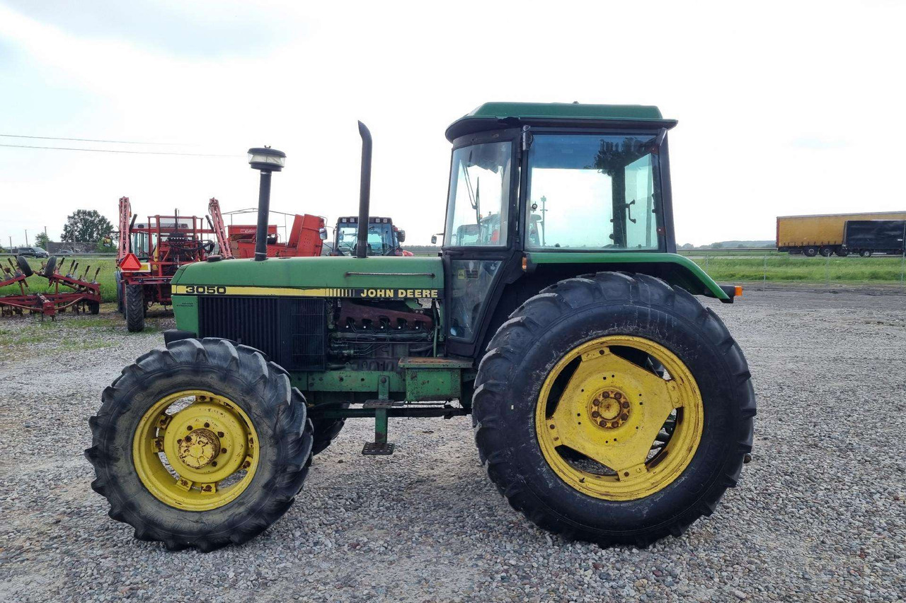 John Deere 3050 - Traktor: das Bild 5 John Deere 3050 - Traktor: das Bild 5