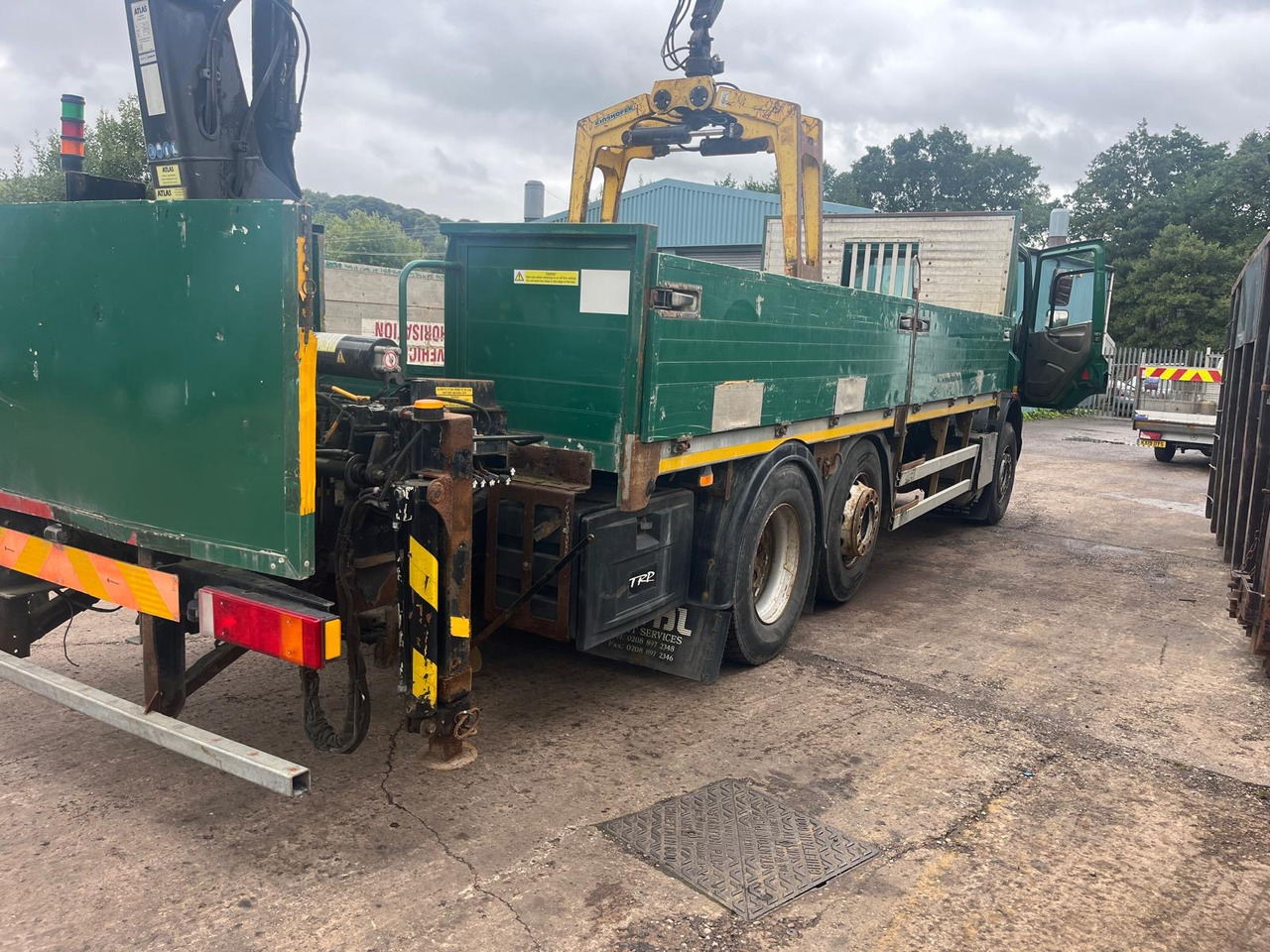 DAF CF 75 310 - Pritsche LKW, Autokran: das Bild 5 DAF CF 75 310 - Pritsche LKW, Autokran: das Bild 5