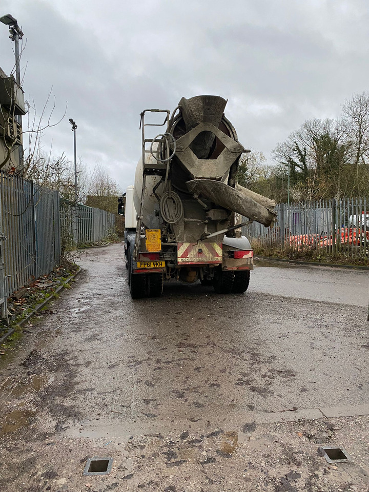 Scania P280 6x4 Concrete Mixer - Fahrmischer: das Bild 4 Scania P280 6x4 Concrete Mixer - Fahrmischer: das Bild 4