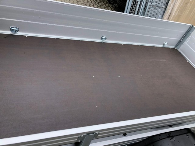 Brenderup Tieflader 2260A Alu, 1,3 to. 2580x1280x400mm - PKW Anhänger: das Bild 4 Brenderup Tieflader 2260A Alu, 1,3 to. 2580x1280x400mm - PKW Anhänger: das Bild 4