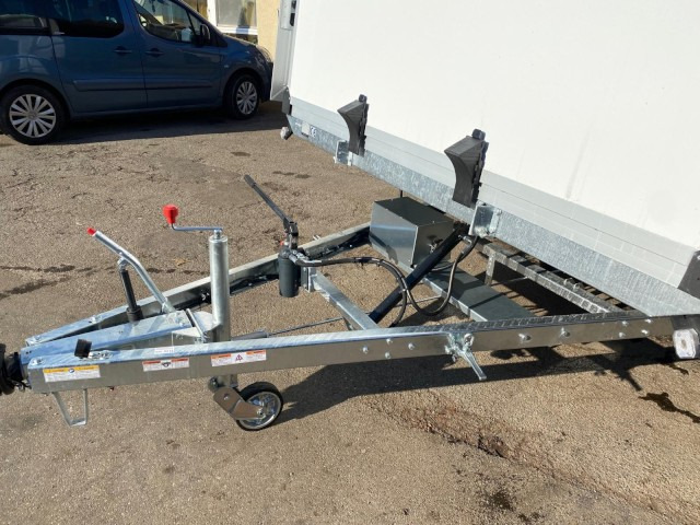Humbaur MTKB 35 57 24-22 3,5 to. 5726 x 2334 x 2086 mm, 100 km/h - Autotransporter Anhänger: das Bild 2 Humbaur MTKB 35 57 24-22 3,5 to. 5726 x 2334 x 2086 mm, 100 km/h - Autotransporter Anhänger: das Bild 2