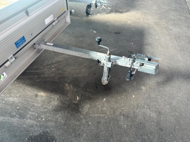 Unsinn Tieflader Alu, 2500 x 1400 x 350 mm, 0,75 to. - PKW Anhänger: das Bild 2 Unsinn Tieflader Alu, 2500 x 1400 x 350 mm, 0,75 to. - PKW Anhänger: das Bild 2