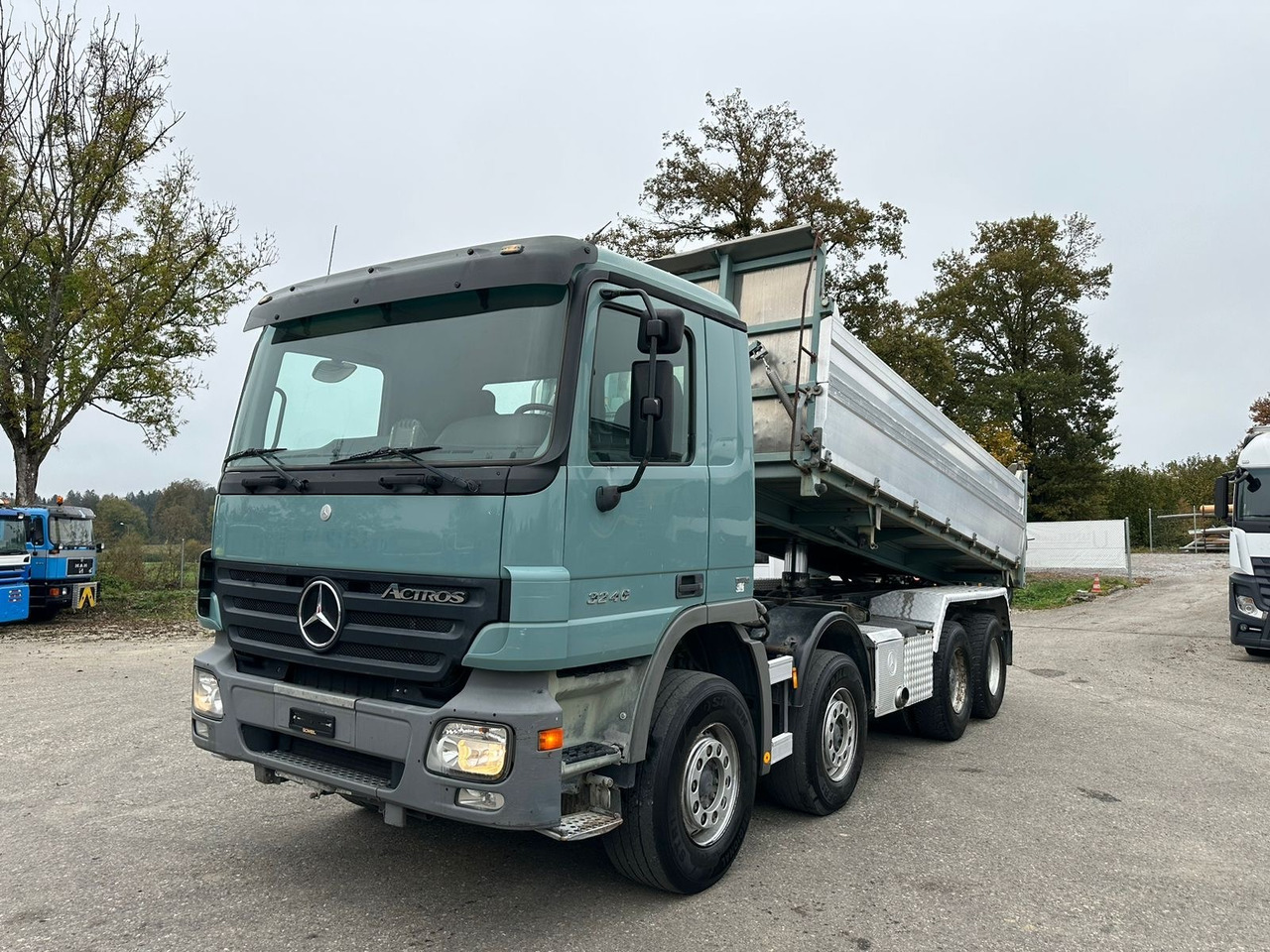 MERCEDES-BENZ Actros 3246 8x4 Kipper - Kipper: das Bild 1 MERCEDES-BENZ Actros 3246 8x4 Kipper - Kipper: das Bild 1