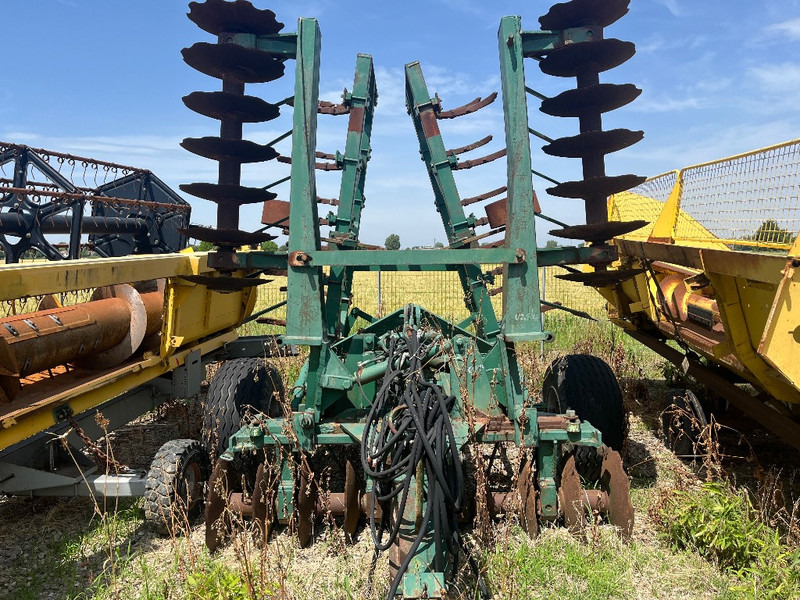 N&N Estirpatore Combinato - Grubber: das Bild 1 N&N Estirpatore Combinato - Grubber: das Bild 1