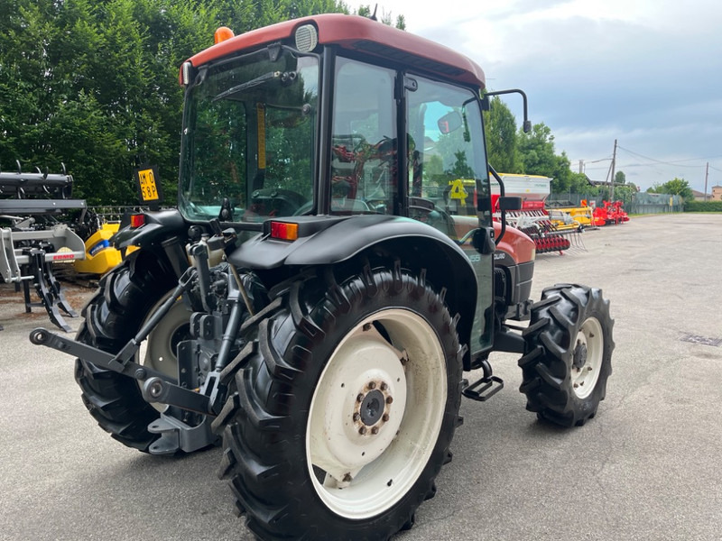 New Holland TN 55 D - Traktor: das Bild 5 New Holland TN 55 D - Traktor: das Bild 5