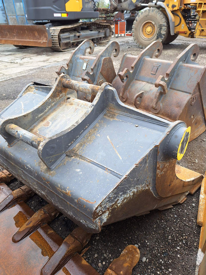 BALAVTO excavating planning bucket 1550 mm S60 - Baggerschaufel: das Bild 5 BALAVTO excavating planning bucket 1550 mm S60 - Baggerschaufel: das Bild 5