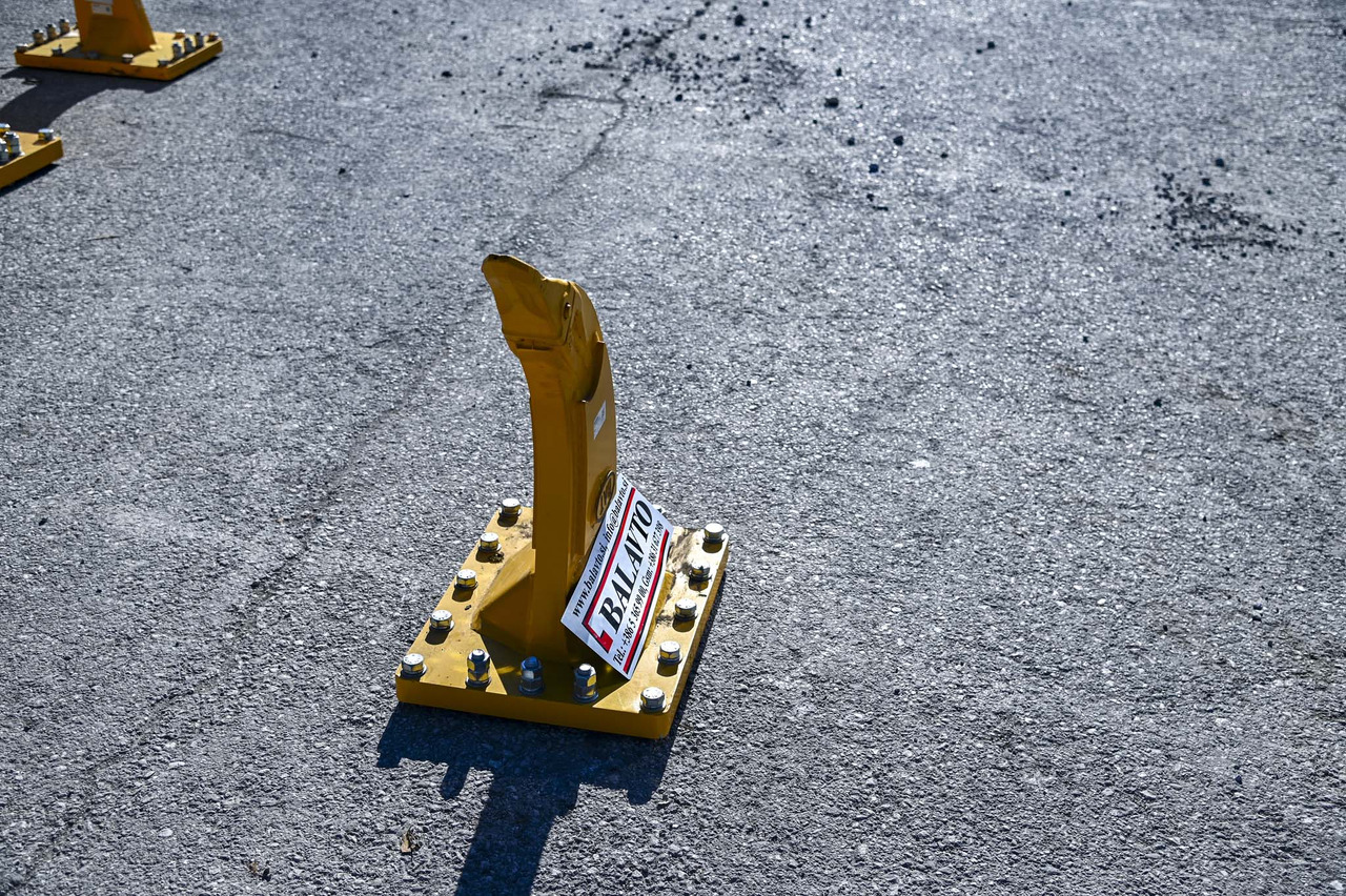 BAT BR04 - Aufreißer für Bagger: das Bild 5 BAT BR04 - Aufreißer für Bagger: das Bild 5