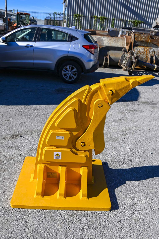 BAT BR17 - Aufreißer für Bagger: das Bild 2 BAT BR17 - Aufreißer für Bagger: das Bild 2