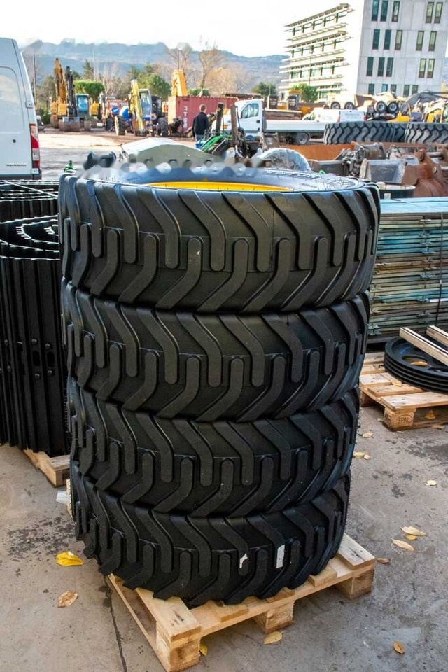 Bandenmarkt 315/70R22.5 - Komplettrad: das Bild 2 Bandenmarkt 315/70R22.5 - Komplettrad: das Bild 2