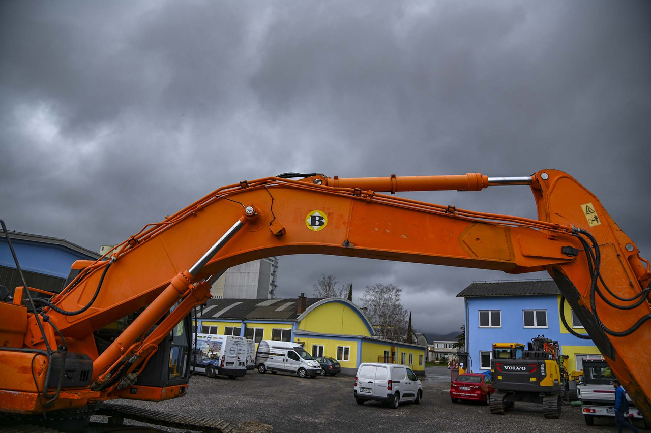 Kettenbagger DOOSAN DX340LC: das Bild 29