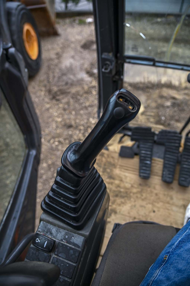 Kettenbagger DOOSAN DX340LC: das Bild 48