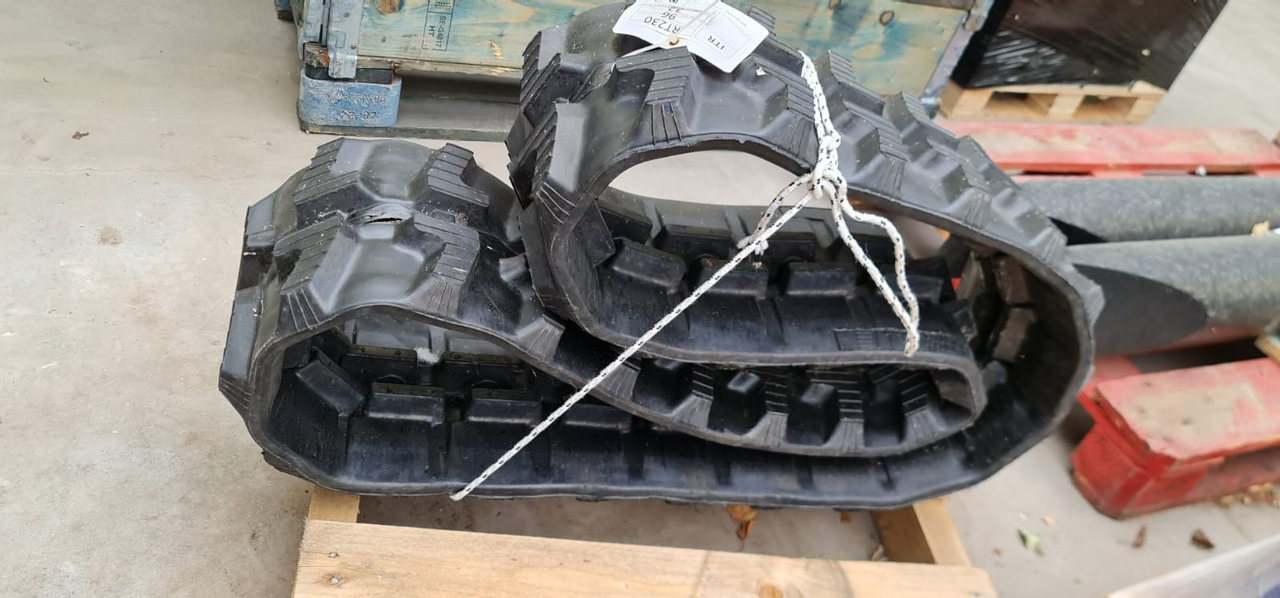 ITR 230x96x32 - Kette für Baumaschine: das Bild 3 ITR 230x96x32 - Kette für Baumaschine: das Bild 3