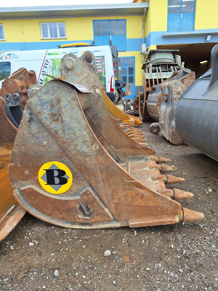 Int. equipment Verdun digging bucket 1000 mm - Baggerschaufel: das Bild 2 Int. equipment Verdun digging bucket 1000 mm - Baggerschaufel: das Bild 2