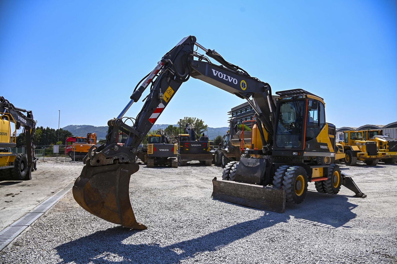 Volvo EWR150E - Mobilbagger: das Bild 1 Volvo EWR150E - Mobilbagger: das Bild 1