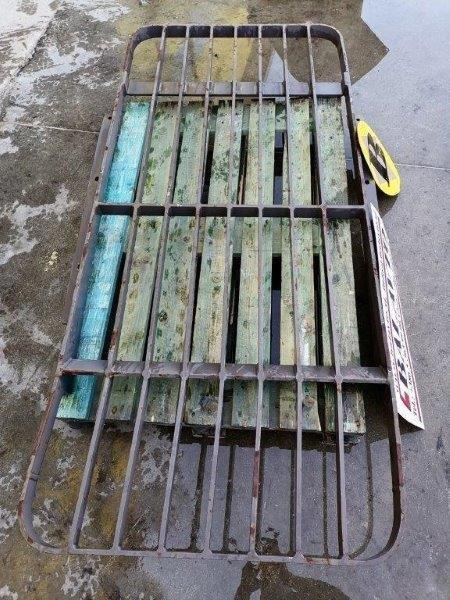 Volvo cabin guard 11298241 - Karosserie und Außen für Bagger: das Bild 2 Volvo cabin guard 11298241 - Karosserie und Außen für Bagger: das Bild 2