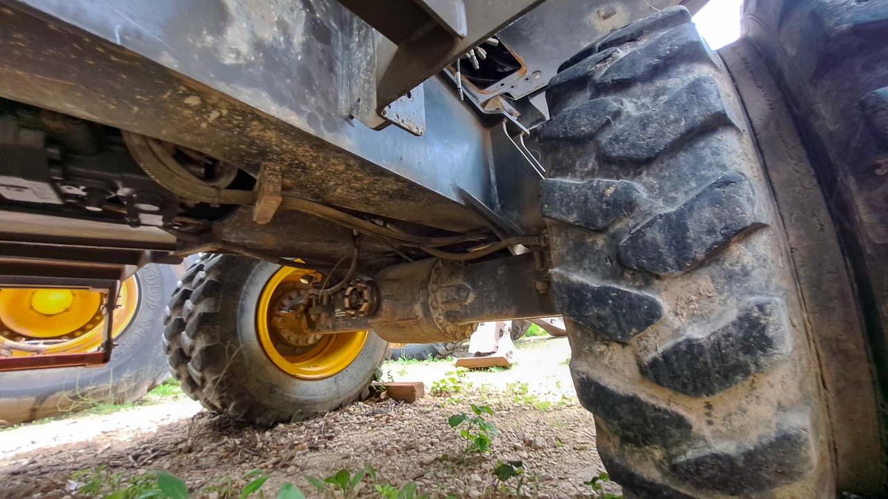 Volvo rear axle 14590304 Volvo EWR150E, EW160D, EW160E, EW180E, EW140E, EWR170E, EW200E MH, EW180D, EW160C, EW180C - Hinterachse für Bagger: das Bild 2 Volvo rear axle 14590304 Volvo EWR150E, EW160D, EW160E, EW180E, EW140E, EWR170E, EW200E MH, EW180D, EW160C, EW180C - Hinterachse für Bagger: das Bild 2