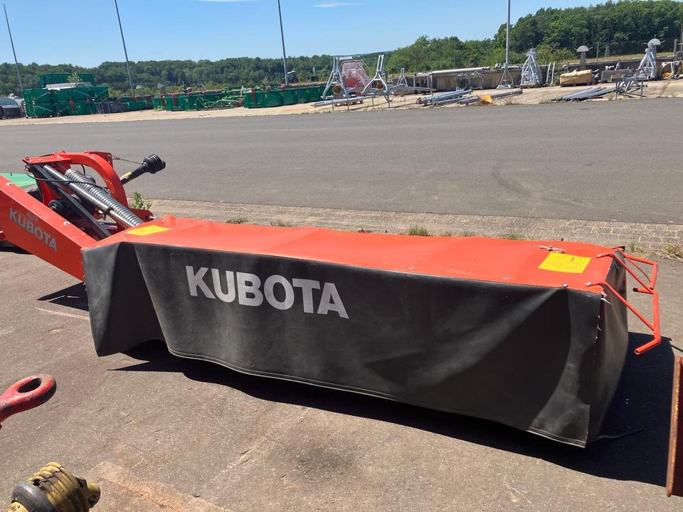 Kubota DM 2028 Heckmäher baugleich Vicon Extra 228 - Mähwerk: das Bild 4 Kubota DM 2028 Heckmäher baugleich Vicon Extra 228 - Mähwerk: das Bild 4