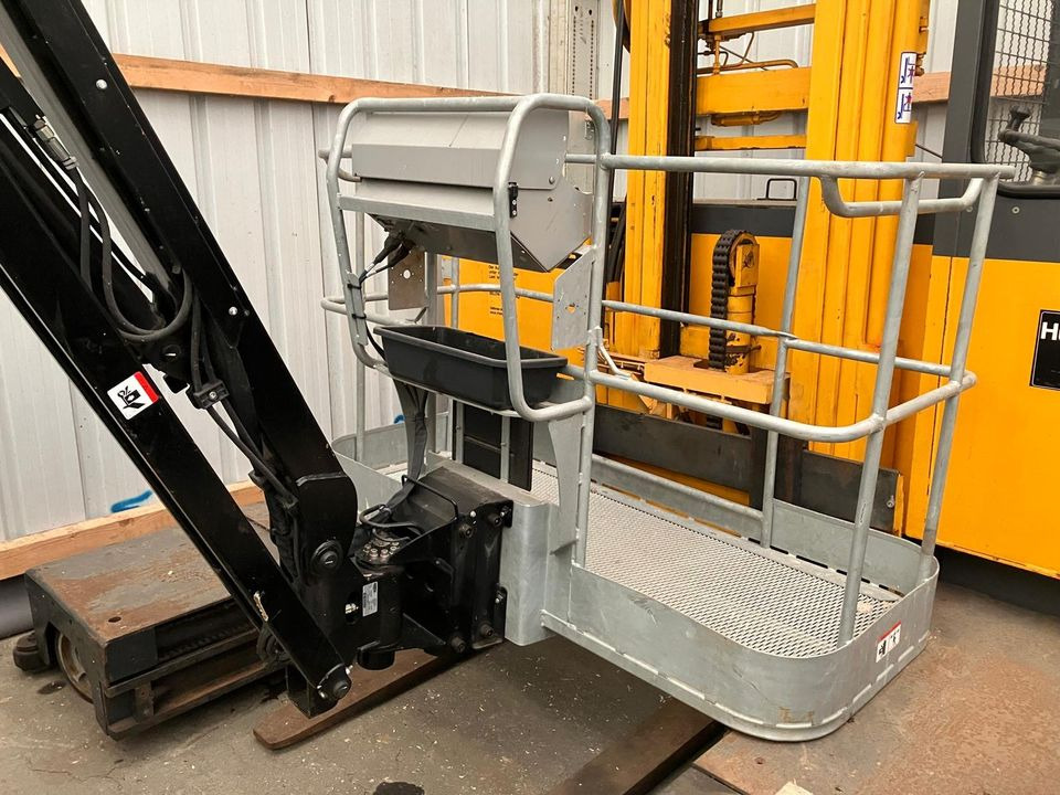 Manitou Arbeitsbühne 180 ATJ Unfallschaden Teleskopbühne - Gelenkarmbühne: das Bild 2 Manitou Arbeitsbühne 180 ATJ Unfallschaden Teleskopbühne - Gelenkarmbühne: das Bild 2