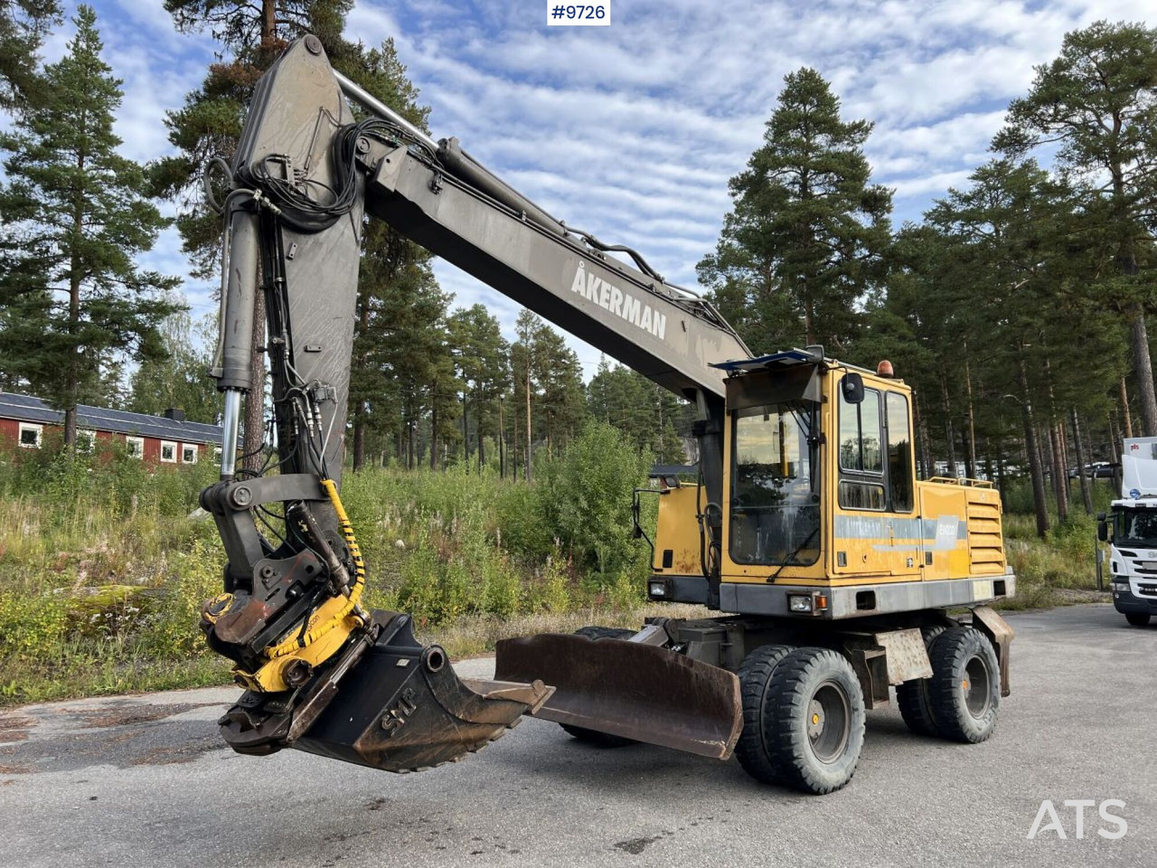 Akerman EW200 with rotary tilt and attachments - Andere Technik: das Bild 1 Akerman EW200 with rotary tilt and attachments - Andere Technik: das Bild 1