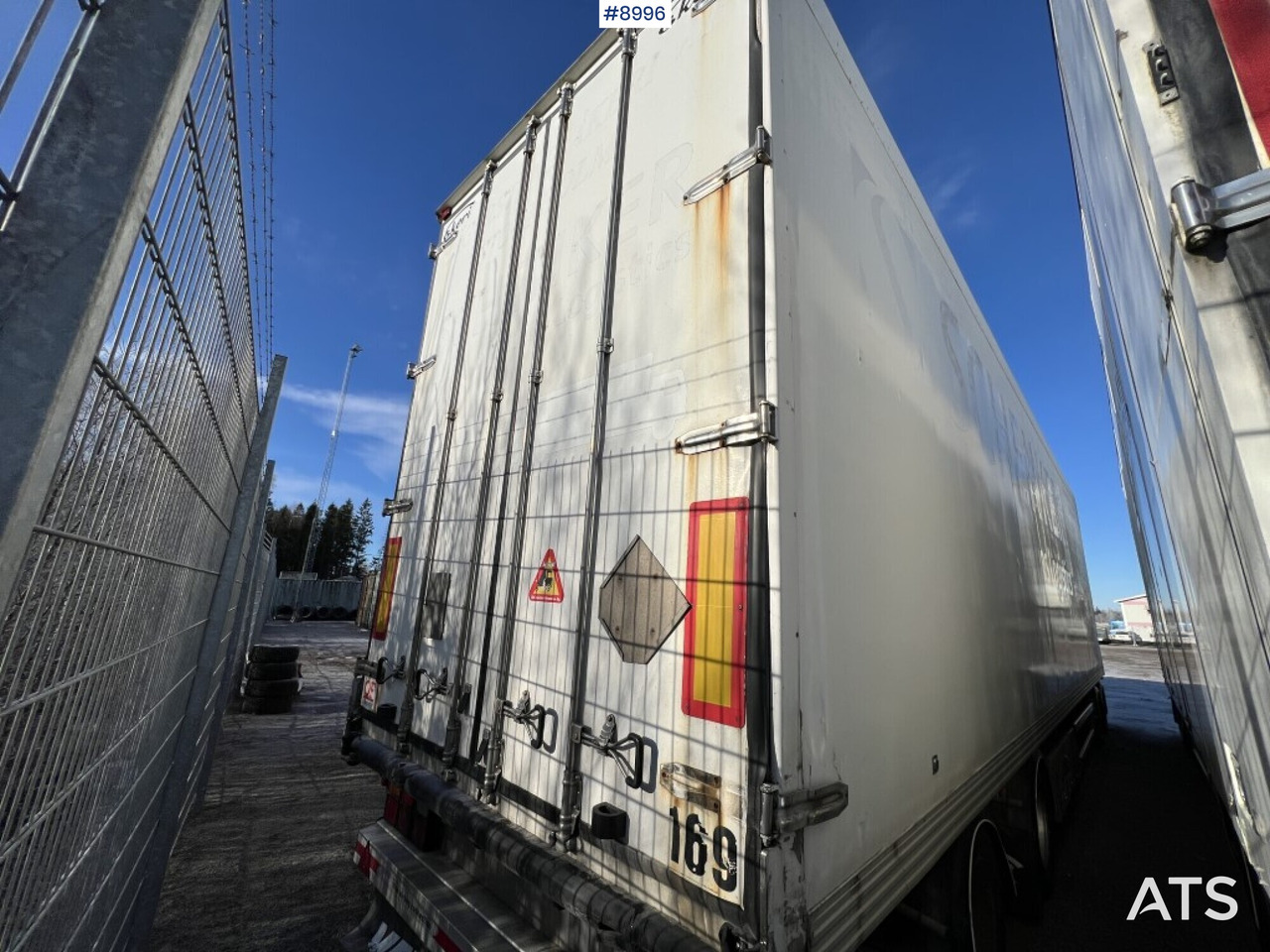 Box trailer EKERI L/L-4 - Koffer Anhänger: das Bild 2 Box trailer EKERI L/L-4 - Koffer Anhänger: das Bild 2