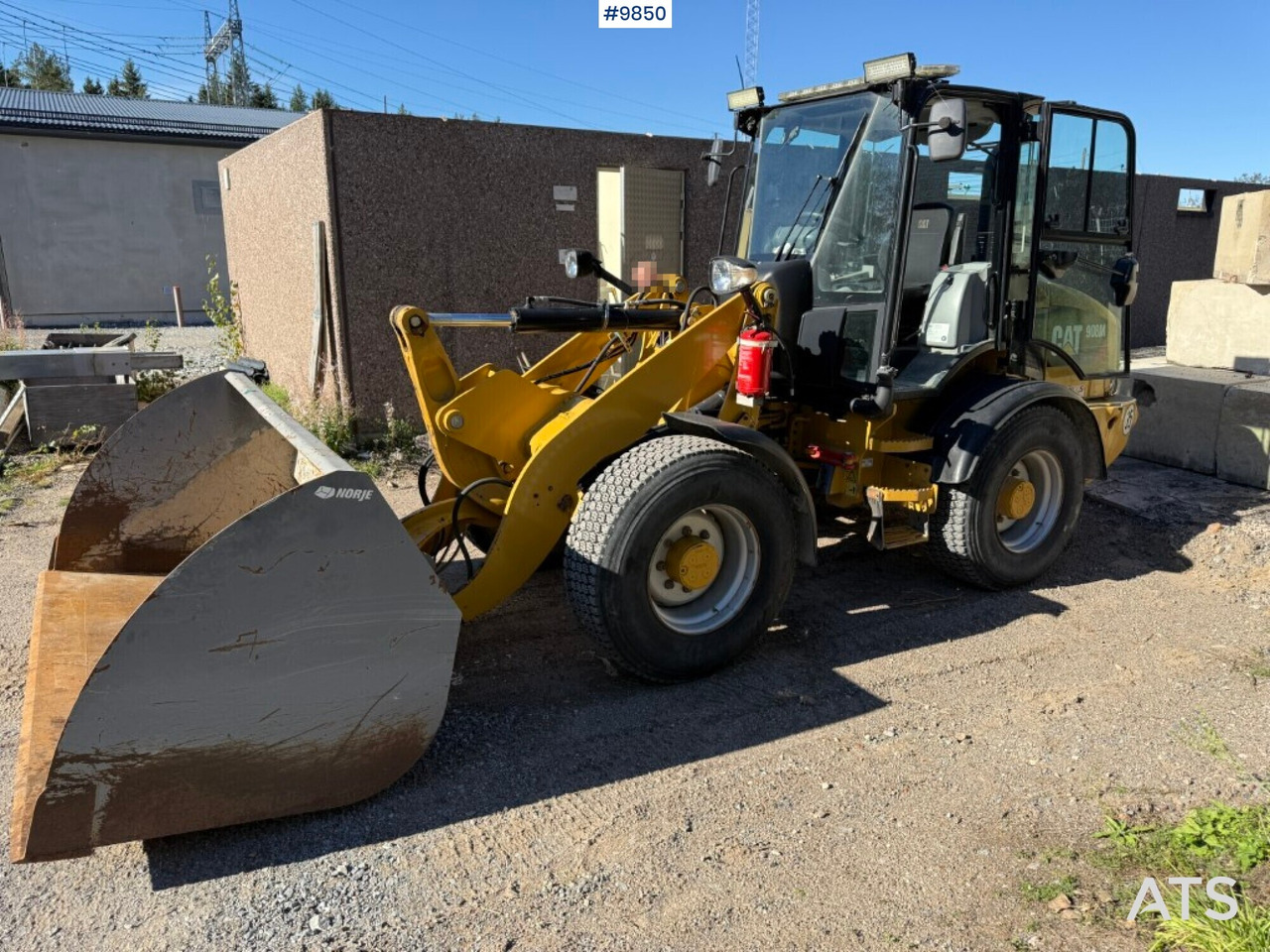 CAT 908M Wheel loader with Gears - Radlader: das Bild 1 CAT 908M Wheel loader with Gears - Radlader: das Bild 1