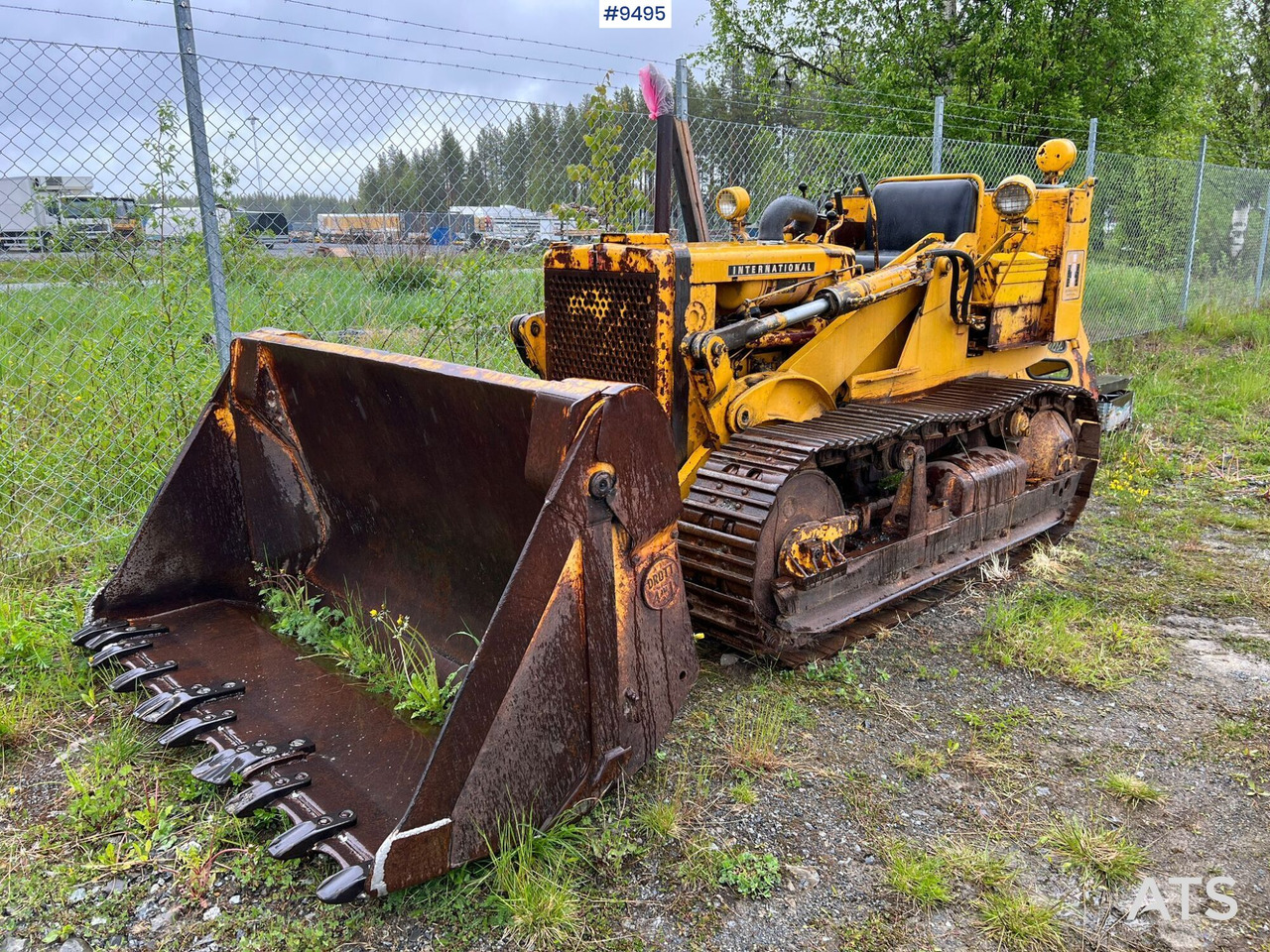 Crawler dozer INTERNATIONAL L125 - Bulldozer: das Bild 2 Crawler dozer INTERNATIONAL L125 - Bulldozer: das Bild 2