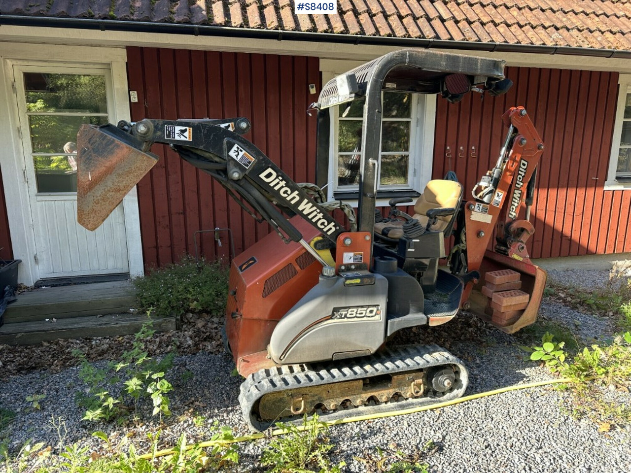 Ditch witch XT850 with Front loader and Backhoe attachment - Deltalader: das Bild 1 Ditch witch XT850 with Front loader and Backhoe attachment - Deltalader: das Bild 1