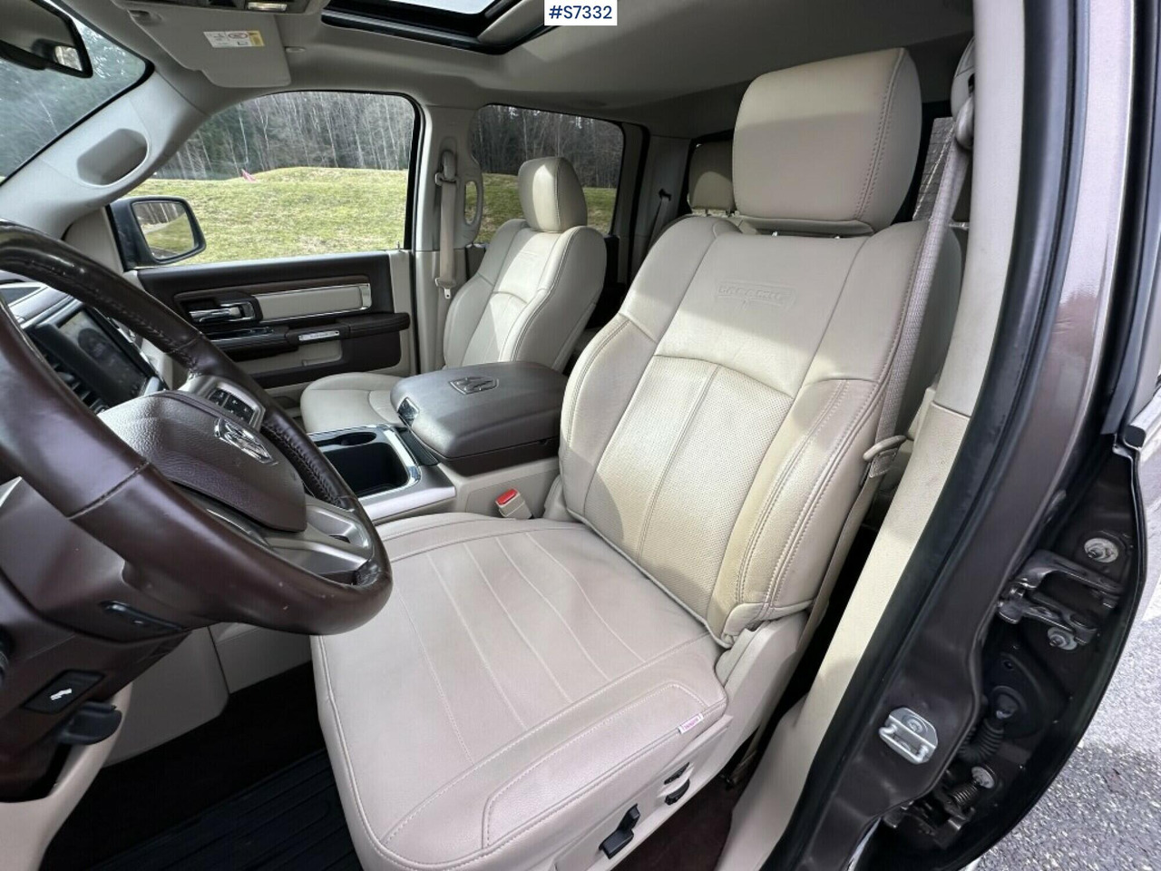 Dodge Ram 1500 Laramie, gasoline, serviced. - Pick-up: das Bild 2 Dodge Ram 1500 Laramie, gasoline, serviced. - Pick-up: das Bild 2