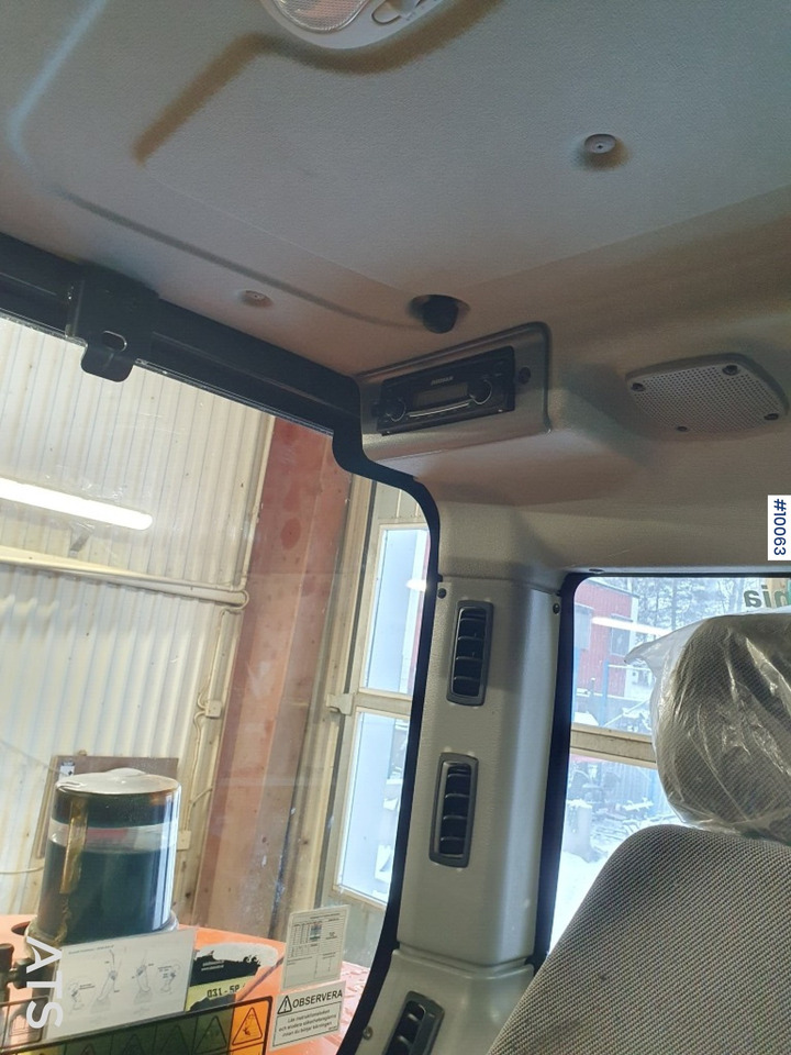 Kettenbagger Doosan DX85R-3 Crawler Excavator with tiltrotator and attachments: das Bild 14