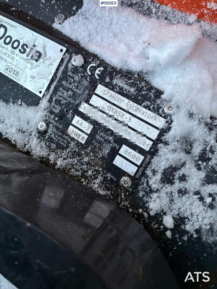 Kettenbagger Doosan DX85R-3 Crawler Excavator with tiltrotator and attachments: das Bild 17