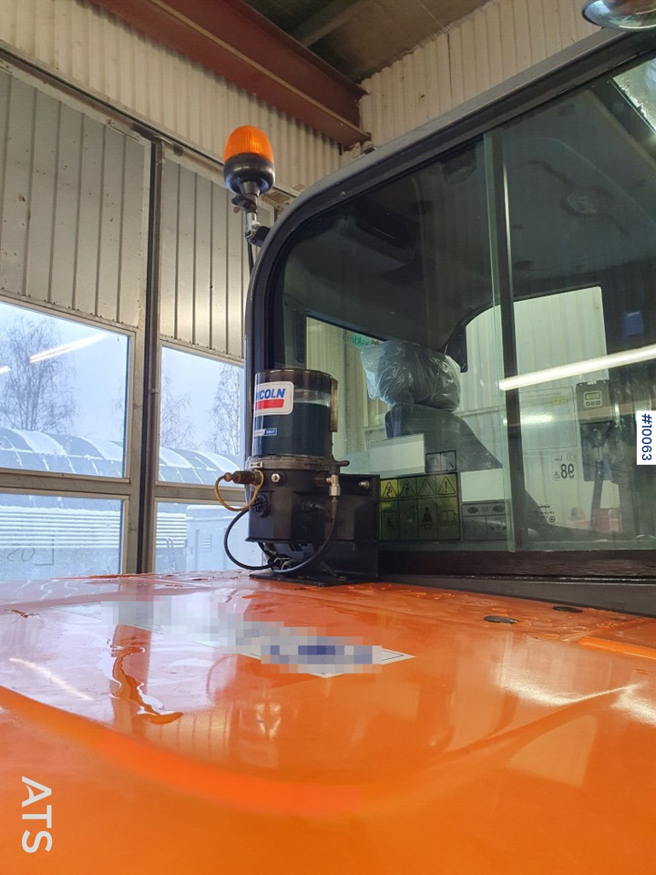 Kettenbagger Doosan DX85R-3 Crawler Excavator with tiltrotator and attachments: das Bild 11