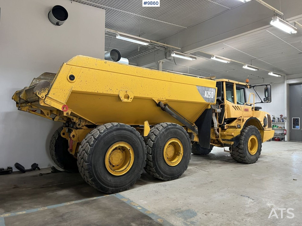 Dumper Volvo A25D 6x6 - Knickgelenkter Dumper: das Bild 3 Dumper Volvo A25D 6x6 - Knickgelenkter Dumper: das Bild 3