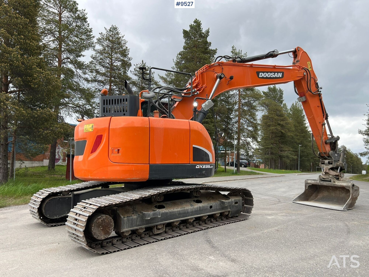 Excavator Doosan DX235 LCR-5 with excavator system (SEE VIDEO) - Kettenbagger: das Bild 4 Excavator Doosan DX235 LCR-5 with excavator system (SEE VIDEO) - Kettenbagger: das Bild 4