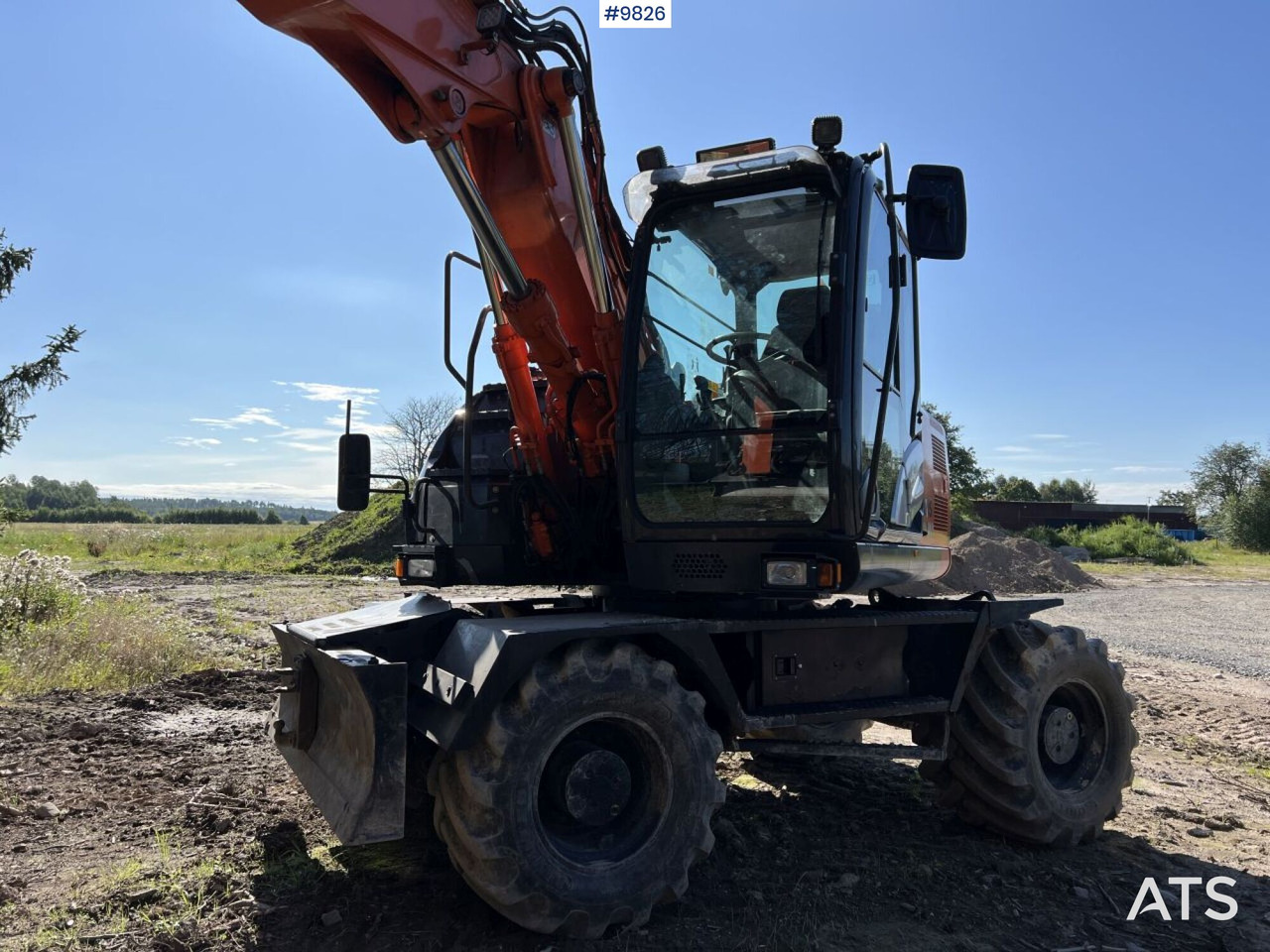 Hitachi ZX140 W-5B with rotor and planer bucket - Mobilbagger: das Bild 3 Hitachi ZX140 W-5B with rotor and planer bucket - Mobilbagger: das Bild 3