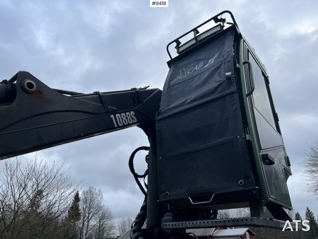 Holztransporter, Autokran Jonsered 1088 S (2020) X-CAB: das Bild 14