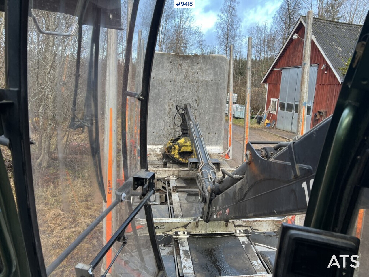 Holztransporter, Autokran Jonsered 1088 S (2020) X-CAB: das Bild 17