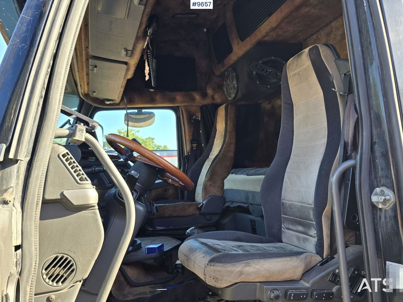 Tractor Unit Volvo FH480 - Sattelzugmaschine: das Bild 5 Tractor Unit Volvo FH480 - Sattelzugmaschine: das Bild 5