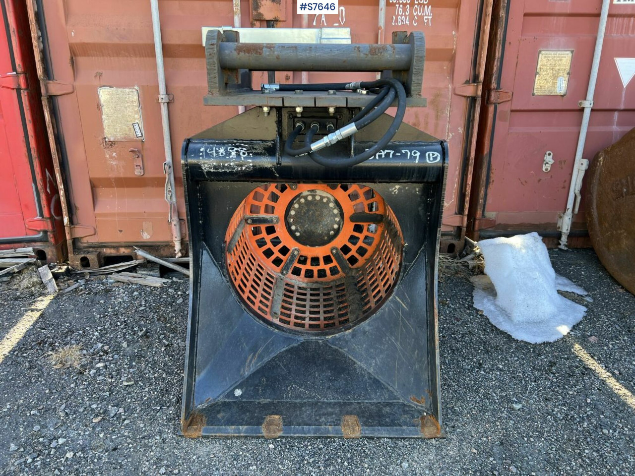 Screen bucket with S70 bracket - Sortierschaufel: das Bild 2 Screen bucket with S70 bracket - Sortierschaufel: das Bild 2