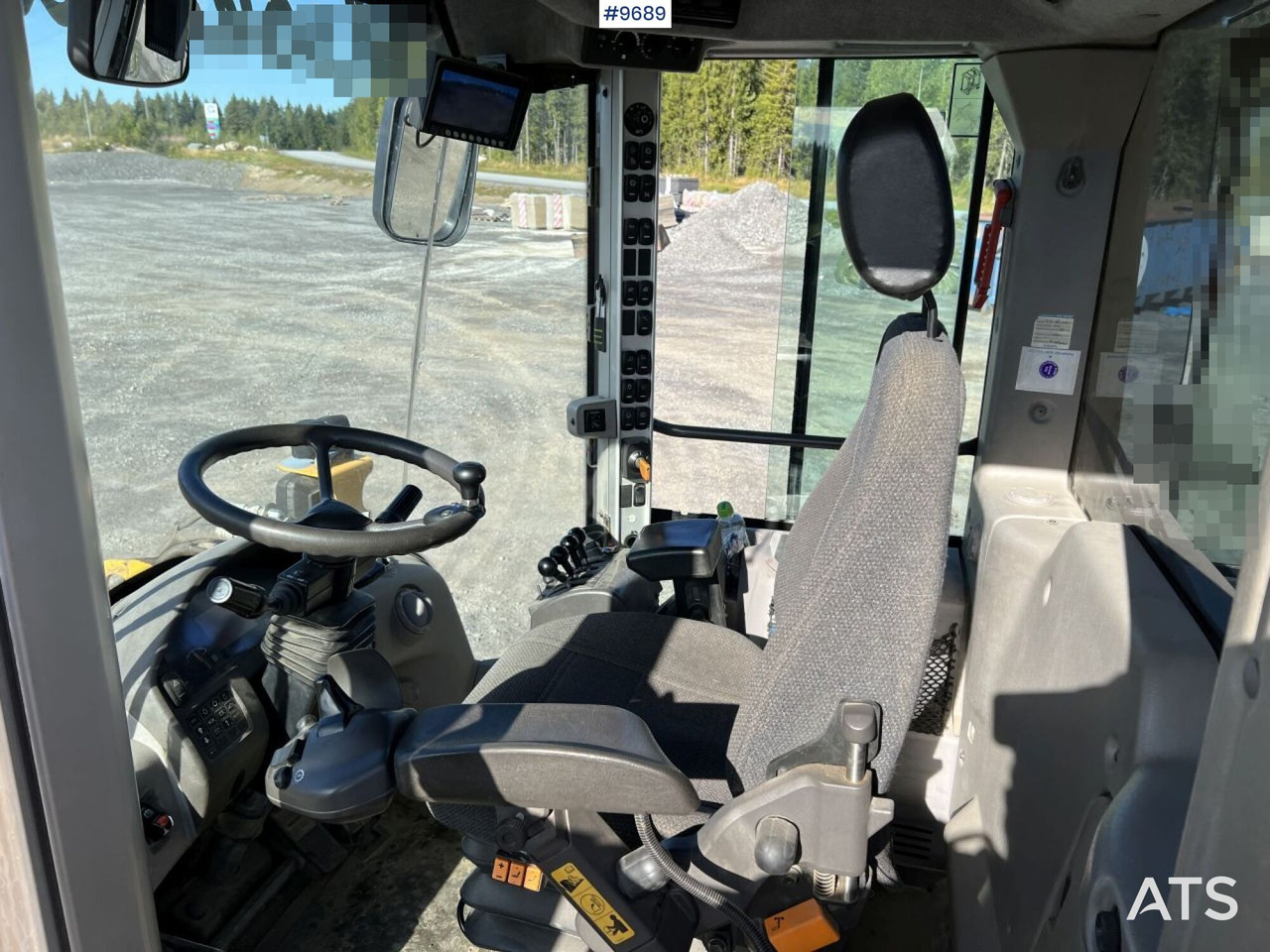 VOLVO L60G Wheel loader with multi-bucket - Radlader: das Bild 5 VOLVO L60G Wheel loader with multi-bucket - Radlader: das Bild 5